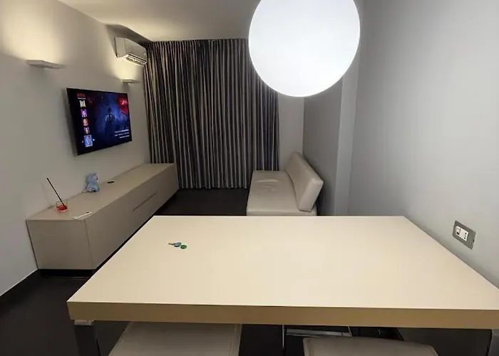 Qatar Apartment *